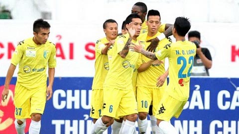 Các đội bóng V-League đua nhau đá giao hữu Các đội bóng V-League đua nhau đá giao hữu