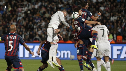 Sergio Ramos: Nếu anh không bật lên như một hỏa tiễn... Sergio Ramos: Nếu anh không bật lên như một hỏa tiễn...