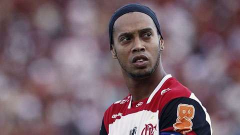 Queretaro sẽ mạnh tay nếu Ronaldinho tiếp tục Queretaro sẽ mạnh tay nếu Ronaldinho tiếp tục