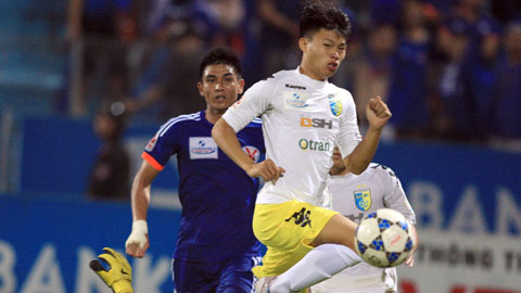 Các CLB V-League chú trọng địa phương hóa đội hình: Các CLB V-League chú trọng địa phương hóa đội hình: