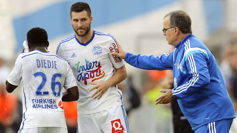 Bí mật về thành công của Bielsa tại Marseille: Nghệ thuật “đắc nhân tâm” Bí mật về thành công của Bielsa tại Marseille: Nghệ thuật “đắc nhân tâm”