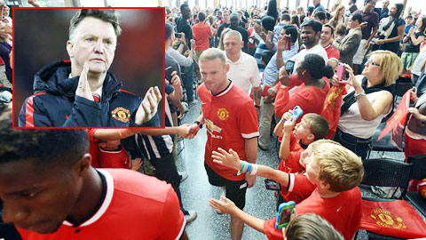 Van Gaal ra “mật chỉ” với sao Man United Van Gaal ra “mật chỉ” với sao Man United