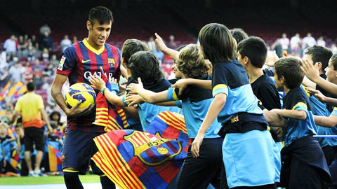 Neymar & năm 2014 thành công Neymar & năm 2014 thành công