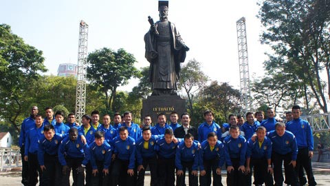 Hà Nội T&T xuất hành đầu năm! Hà Nội T&T xuất hành đầu năm!