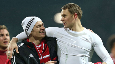 Vượt măt Neuer, Kroos là cầu thủ xuất sắc nhất nước Đức năm 2014 Vượt măt Neuer, Kroos là cầu thủ xuất sắc nhất nước Đức năm 2014