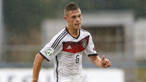 X player: Joshua Kimmich – “Philipp Lahm mới” của người Đức X player: Joshua Kimmich – “Philipp Lahm mới” của người Đức
