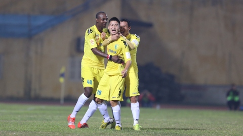 Hòa ĐT.LA, HN.T&T lần thứ 2 mất điểm ở trận ra quân V-League Hòa ĐT.LA, HN.T&T lần thứ 2 mất điểm ở trận ra quân V-League