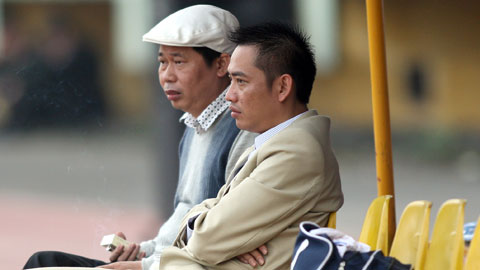Chủ tịch CLB Vissai Ninh Bình, Phạm Văn Lệ: “Tiếc, nhưng chúng tôi phải dừng lại!” Chủ tịch CLB Vissai Ninh Bình, Phạm Văn Lệ: “Tiếc, nhưng chúng tôi phải dừng lại!”