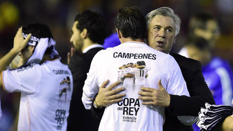 Có một Ancelotti yếu đuối! Có một Ancelotti yếu đuối!