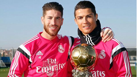 Ronaldo, James Rodriguez khoe chiến tích tại Real Madrid Ronaldo, James Rodriguez khoe chiến tích tại Real Madrid