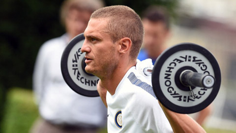 HLV Mancini khẳng định vai trò trụ cột của Vidic HLV Mancini khẳng định vai trò trụ cột của Vidic