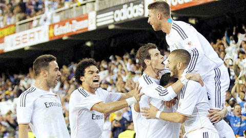 Real Madrid: Ngai vàng vẫy gọi, kỷ lục đang chờ! Real Madrid: Ngai vàng vẫy gọi, kỷ lục đang chờ!