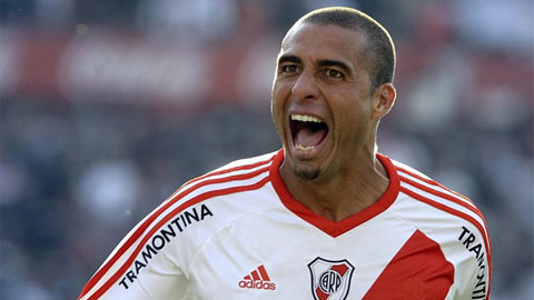 Trezeguet tuyên bố treo giày Trezeguet tuyên bố treo giày