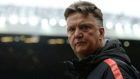 Vì sao Van Gaal luôn ngồi trong toa-let trước các trận đấu sân khách? Vì sao Van Gaal luôn ngồi trong toa-let trước các trận đấu sân khách?