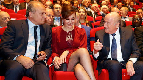 Blatter nhăm nhe lấy vợ thứ… tư? Blatter nhăm nhe lấy vợ thứ… tư?
