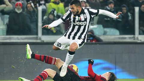 23h00 ngày 30/5, Verona vs Juventus: Vinh danh Toni hay Tevez? 23h00 ngày 30/5, Verona vs Juventus: Vinh danh Toni hay Tevez?