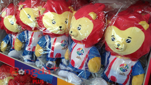 Thú nhồi bông SEA Games 28 có giá khoảng 500.000 đồng Thú nhồi bông SEA Games 28 có giá khoảng 500.000 đồng