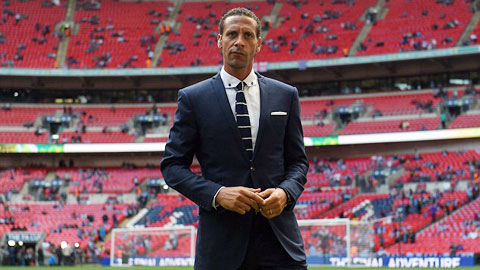Rio Ferdinand giã từ sự nghiệp cầu thủ ở tuổi 36 Rio Ferdinand giã từ sự nghiệp cầu thủ ở tuổi 36