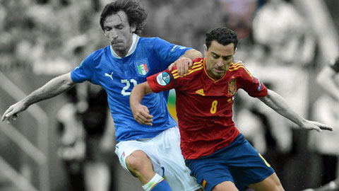 Pirlo vs Xavi: Ai vĩ đại hơn ai? Pirlo vs Xavi: Ai vĩ đại hơn ai?