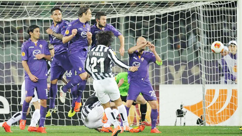 Chung kết Champions League: Không dễ để Pirlo trổ tài sút phạt Chung kết Champions League: Không dễ để Pirlo trổ tài sút phạt