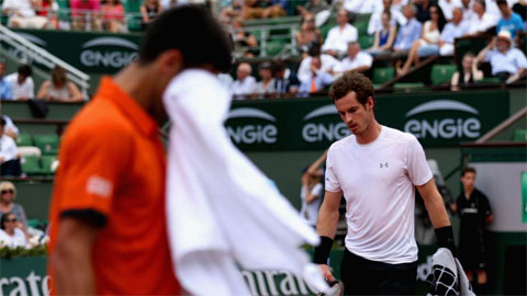 Trận bán kết Djokovic-Murray tạm dừng vì bão, Wawrinka vào chung kết Roland Garros Trận bán kết Djokovic-Murray tạm dừng vì bão, Wawrinka vào chung kết Roland Garros