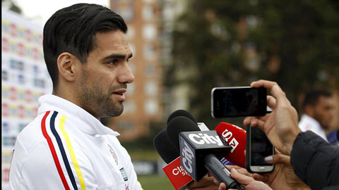 Falcao tha thiết muốn ở lại Premier League Falcao tha thiết muốn ở lại Premier League