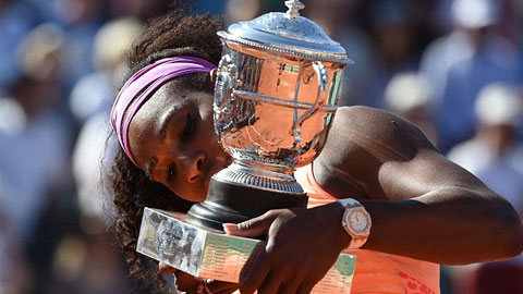 “Độc cô cầu bại” Serena Williams và “gã câu giờ” Djokovic “Độc cô cầu bại” Serena Williams và “gã câu giờ” Djokovic