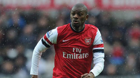 Abou Diaby rời Arsenal sau 9 năm gắn bó Abou Diaby rời Arsenal sau 9 năm gắn bó