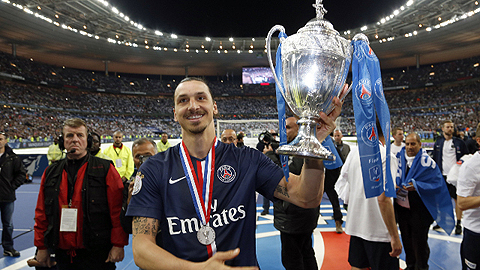 Ibra trên đường trở lại Milan Ibra trên đường trở lại Milan