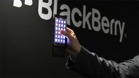 BlackBerry sắp ra mắt smartphone chạy Android vào tháng 8 tới BlackBerry sắp ra mắt smartphone chạy Android vào tháng 8 tới