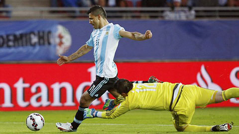 ĐT Argentina: Aguero thắng trong 'cuộc chiến số 9' ĐT Argentina: Aguero thắng trong 'cuộc chiến số 9'