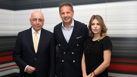 Milan sa thải HLV Inzaghi, bổ nhiệm Mihajlovic Milan sa thải HLV Inzaghi, bổ nhiệm Mihajlovic