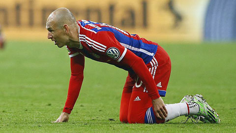 Robben sốc nặng vì chấn thương Robben sốc nặng vì chấn thương