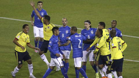 Brazil chấm dứt chuỗi 11 trận thắng liên tiếp: Hết rồi tuần trăng mặt Brazil chấm dứt chuỗi 11 trận thắng liên tiếp: Hết rồi tuần trăng mặt