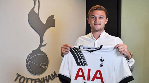 Tottenham ra mắt tân binh đầu tiên Tottenham ra mắt tân binh đầu tiên