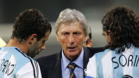 Argentina và món nợ với Pekerman Argentina và món nợ với Pekerman