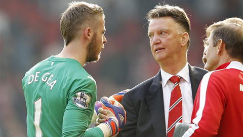Van Gaal thà mất trắng De Gea chứ không chịu bị o ép Van Gaal thà mất trắng De Gea chứ không chịu bị o ép
