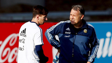 Tata Martino & Lionel Messi: Khi M&M không ngọt như vị chocolate Tata Martino & Lionel Messi: Khi M&M không ngọt như vị chocolate