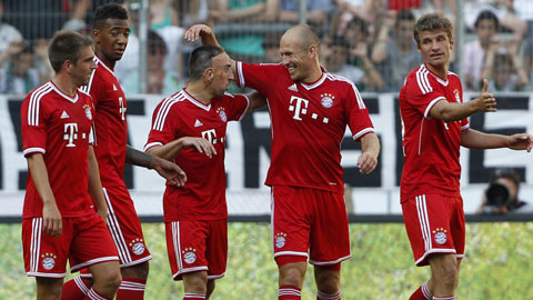 Bayern và hiểm họa từ... tuổi già Bayern và hiểm họa từ... tuổi già