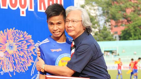 Chùm tin U17 QG báo Bóng đá – cúp Thái Sơn Nam 2015 ngày 8/7 Chùm tin U17 QG báo Bóng đá – cúp Thái Sơn Nam 2015 ngày 8/7