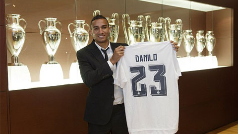 Danilo ra mắt tại Real Danilo ra mắt tại Real