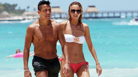 Sanchez yêu lại từ đầu, fan Arsenal đau đầu Sanchez yêu lại từ đầu, fan Arsenal đau đầu