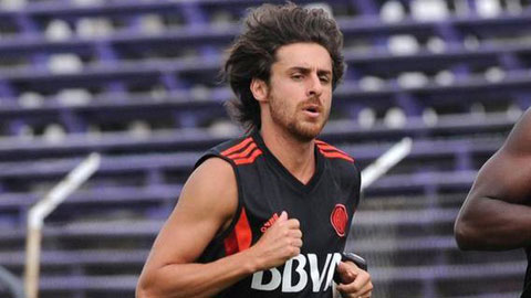'Chú hề' Aimar treo giầy ở tuổi 35 'Chú hề' Aimar treo giầy ở tuổi 35
