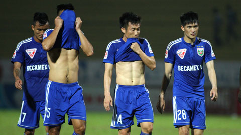 Vòng 16 V.League: 'Điểm huyệt' nhà vô địch Vòng 16 V.League: 'Điểm huyệt' nhà vô địch