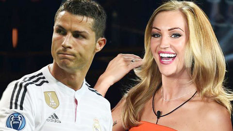 Cấm bồ nâng ngực, CR7 lại nhờ dao kéo Cấm bồ nâng ngực, CR7 lại nhờ dao kéo