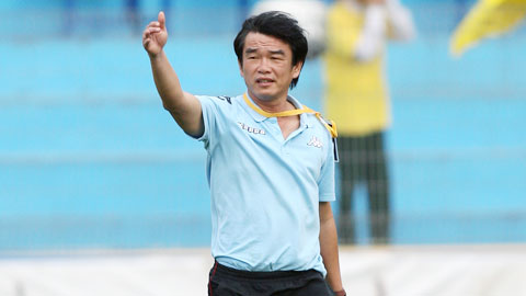 HLV Phan Thanh Hùng (HN.T&T): “Đừng để chức vô địch trở thành sức ép đè nặng!” HLV Phan Thanh Hùng (HN.T&T): “Đừng để chức vô địch trở thành sức ép đè nặng!”