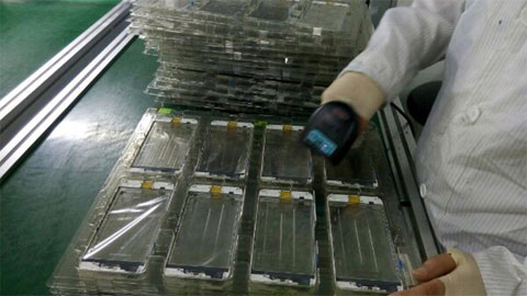 iPhone 6s lộ hình ảnh đang gia công tại Foxconn iPhone 6s lộ hình ảnh đang gia công tại Foxconn