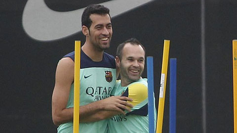 Iniesta sẽ trở thành thủ lĩnh mới của Barca? Iniesta sẽ trở thành thủ lĩnh mới của Barca?