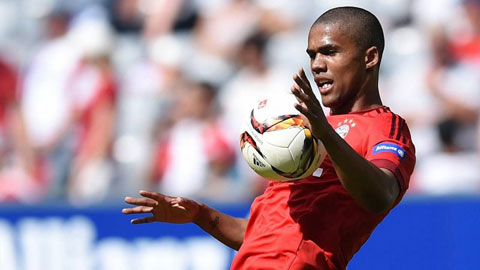 Bayern trở về từ chuyến du đấu Trung Quốc: Điểm sáng Costa và Kimmich Bayern trở về từ chuyến du đấu Trung Quốc: Điểm sáng Costa và Kimmich