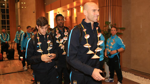 Man City đến Việt Nam: Từ nón lá đến… bóng đá Man City đến Việt Nam: Từ nón lá đến… bóng đá